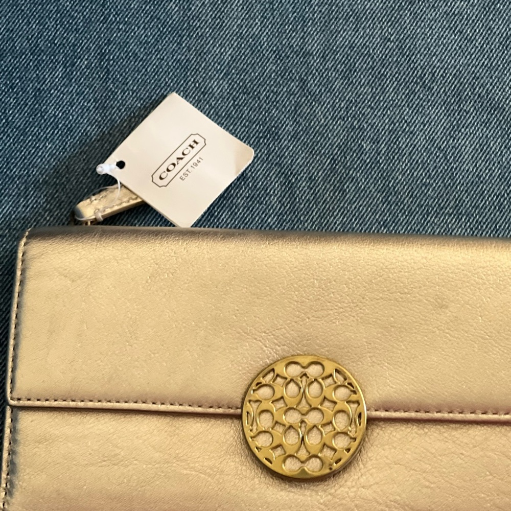 Coach NWT champagne colored wallet